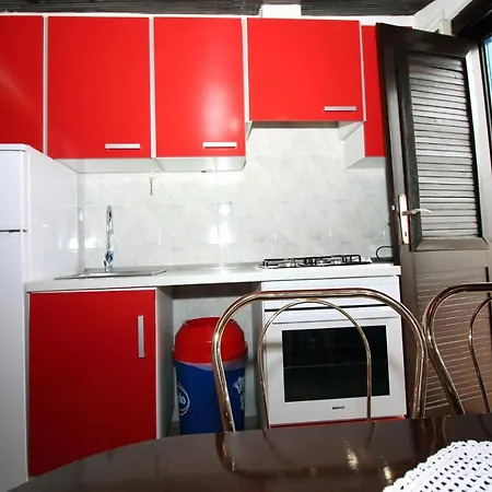 Holiday Serov - Four Bedroom Holiday *