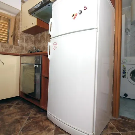 Holiday Serov - Four Bedroom Holiday Apartment