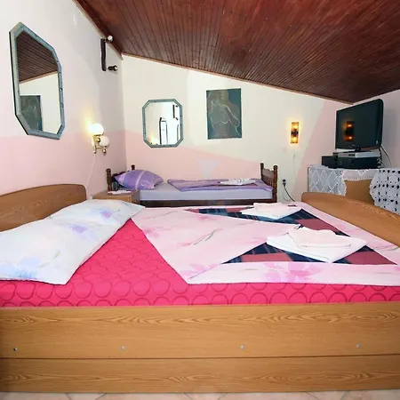 Holiday Serov - Four Bedroom Holiday *