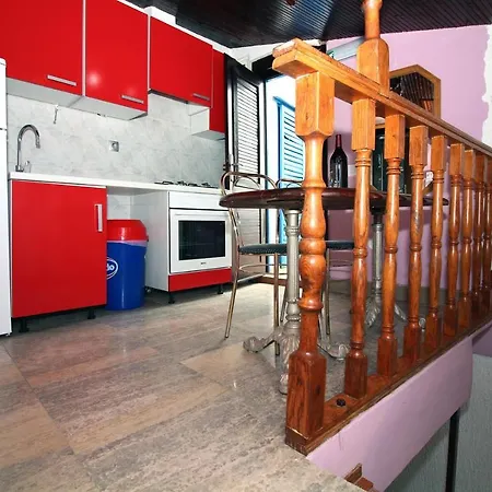 Apartment Holiday Serov - Four Bedroom Holiday
